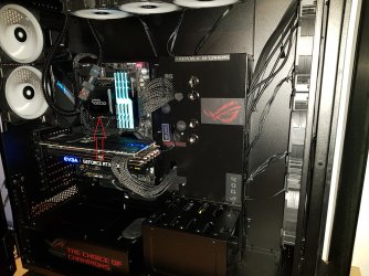 Alphacool.jpg