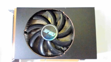 vega 56 top.jpg