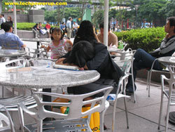 girls_thm095.jpg