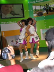 girls_thm186.jpg
