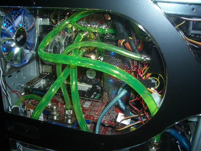 Thermaltake Kandalf LCS | TechPowerUp Case Modding Gallery