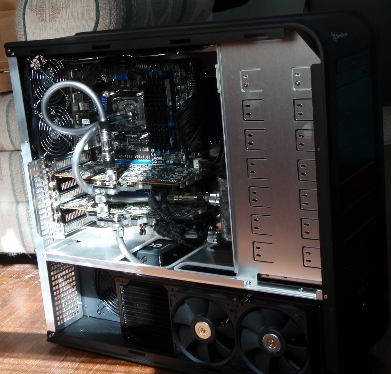 P67 Rev. 1 | TechPowerUp Case Modding Gallery