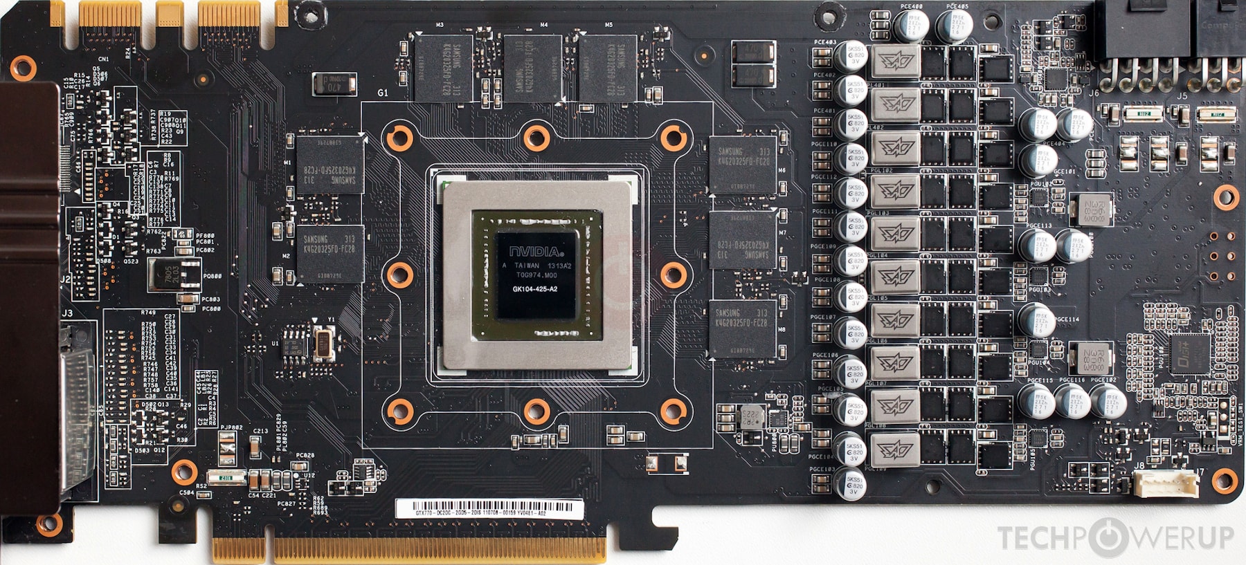 ASUS - GPU GTX770  グラボ ASUS、冷却性能を20％高めた「GTX770-DC2OC-2GD5」 - 価格.com