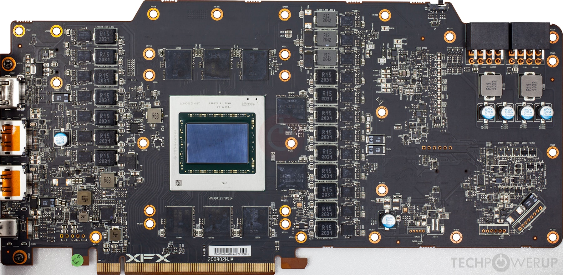 thumbnail image 2 of XFX Speedster MERC319 AMD Radeon RX 6800 XT CORE PCI_E_x16 Gaming Graphics Card With 16GB GDDR6 HDMI 3xDP RX-68XTALFD9 2 of 14