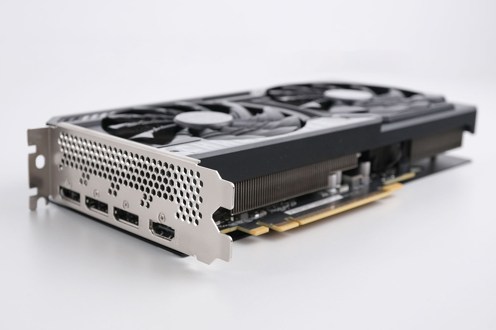 ASRock Challenger Arc B570 10GB GDDR6 — view 2