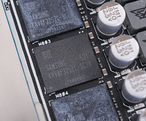 ASUS GeForce RTX 5090 Matrix Platinum Review - 800 W Powerhouse ...