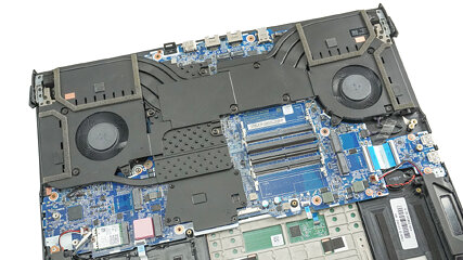 EUROCOM Raptor X18 Review - The Batmobile Among the Gaming Workstations ...