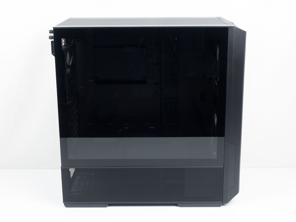 Lian Li Lancool 216 Mid-Tower — view 3